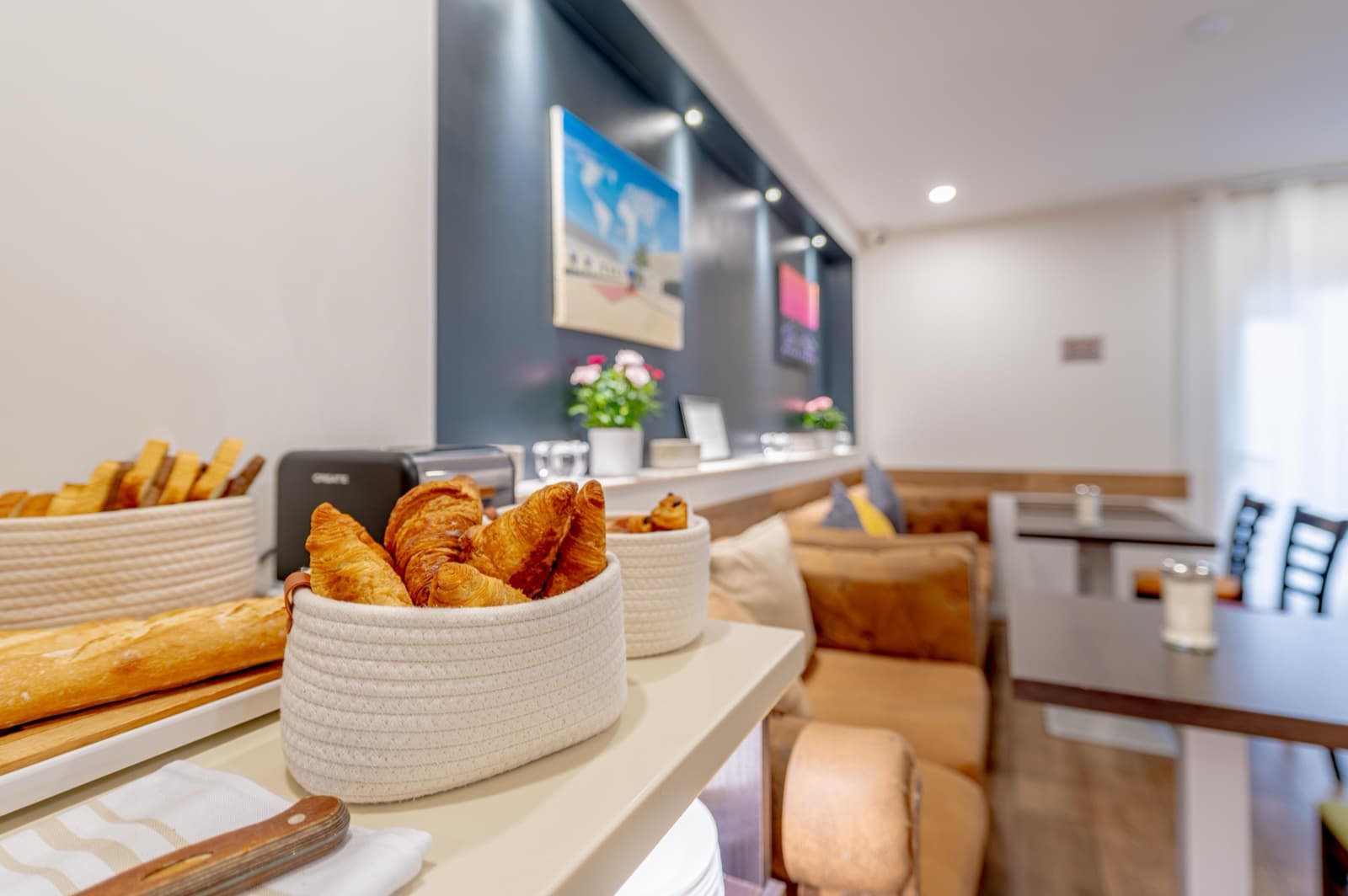 Viennoiseries fraîches servies chaque matin