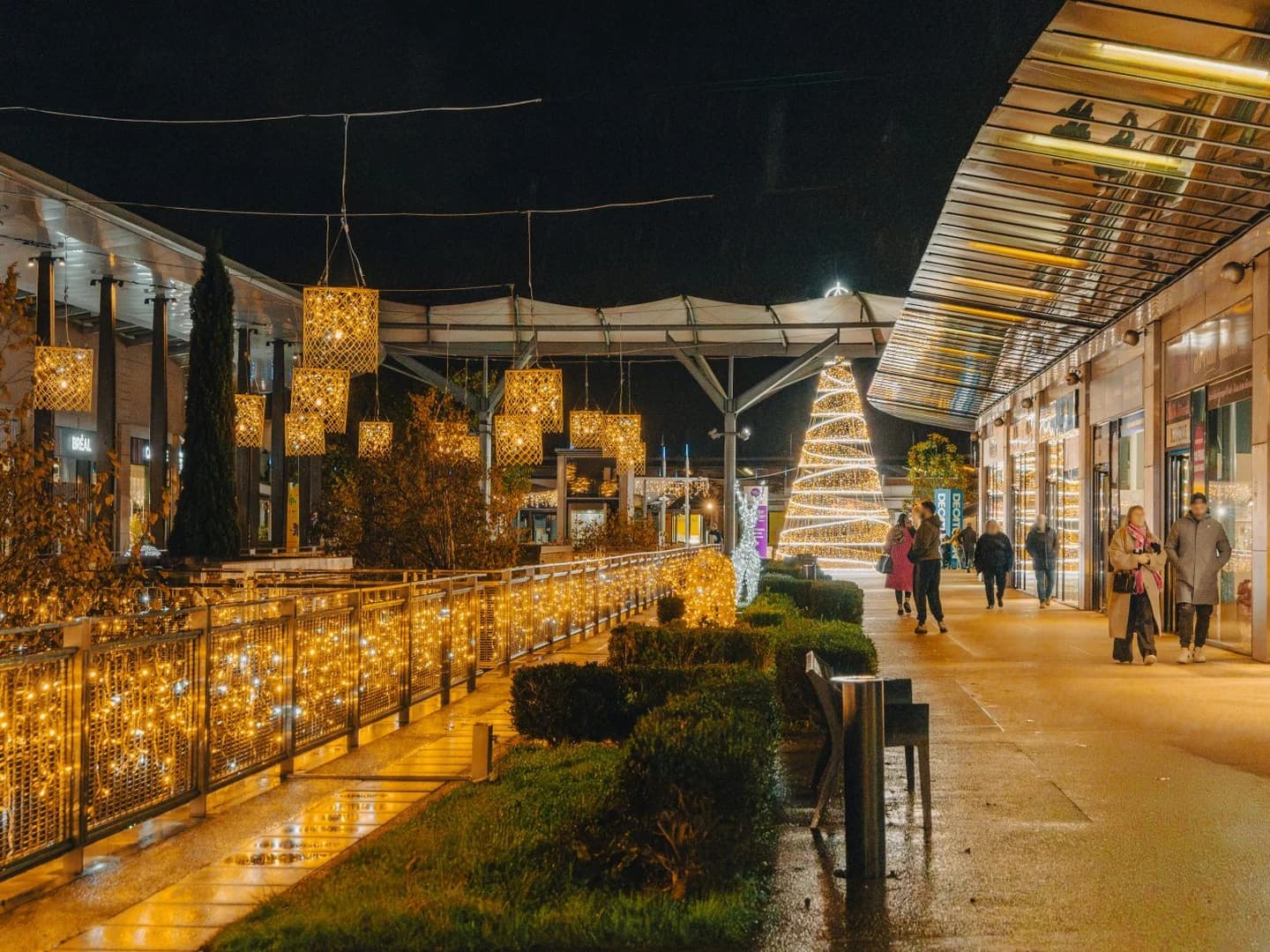 Thiais Village shopping centre